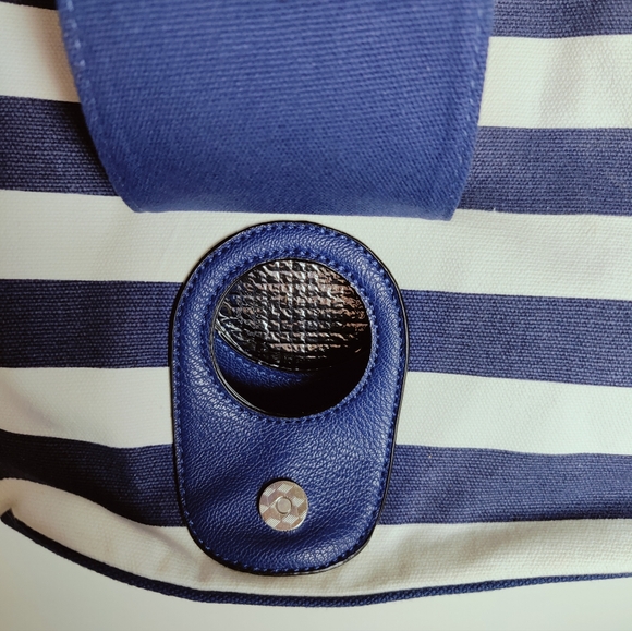 Porto Vino Canvas Wine Tote Bag with Hidden Spout & Dispenser Flask, One Size - Picture 10 of 15